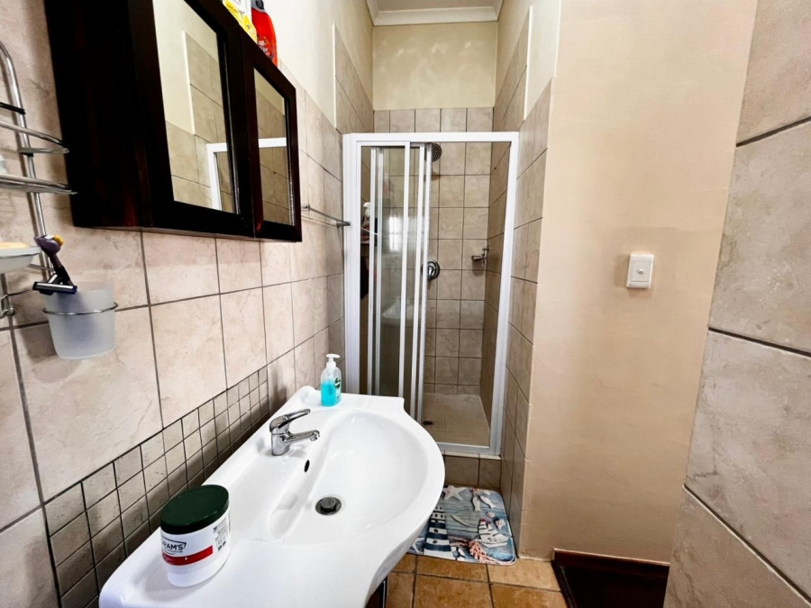 3 Bedroom Property for Sale in Waterval East North West